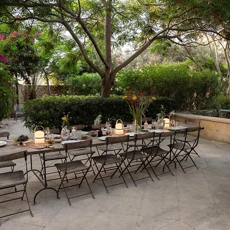 Casa San Rocco - Luxurious Grand 18th C. Palace With Gardens & Pool Villa Ghaxaq