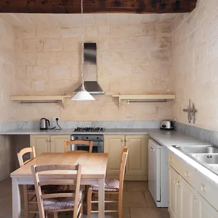 Villa Casa San Rocco - Luxurious Grand 18th C. Palace With Gardens & Pool