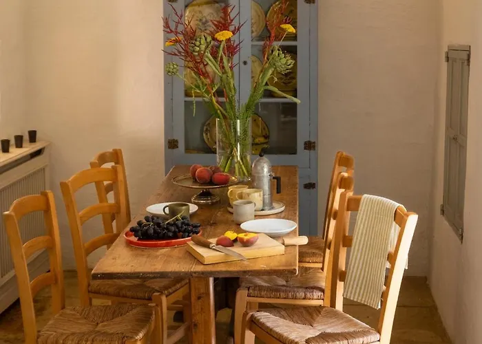 Casa San Rocco - Luxurious Grand 18th C. Palace With Gardens & Pool Vilă