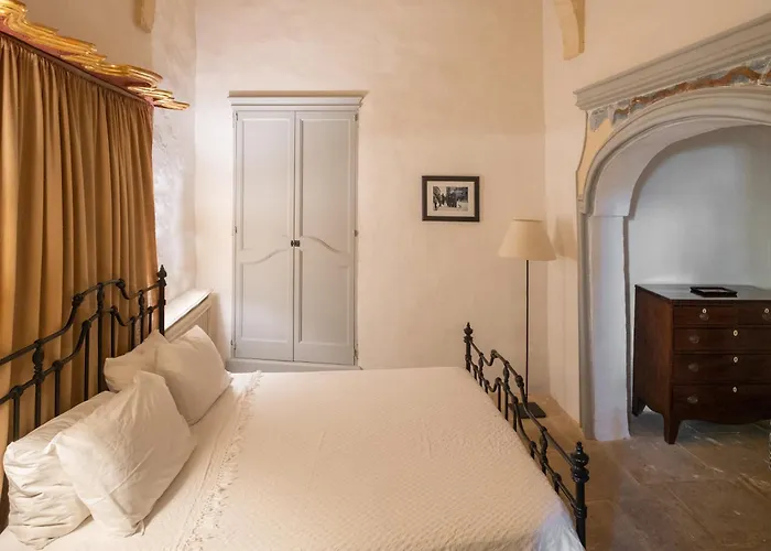 Casa San Rocco - Luxurious Grand 18th C. Palace With Gardens & Pool Vilă *