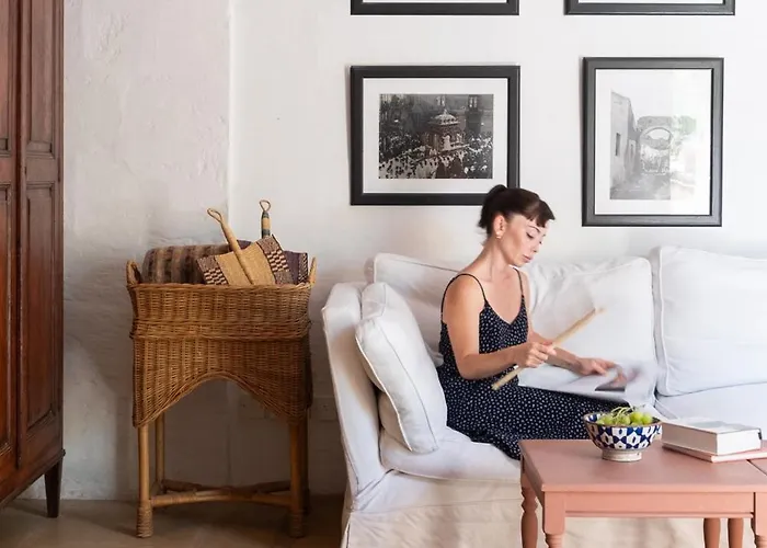 Casa San Rocco - Luxurious Grand 18th C. Palace With Gardens & Pool Vilă